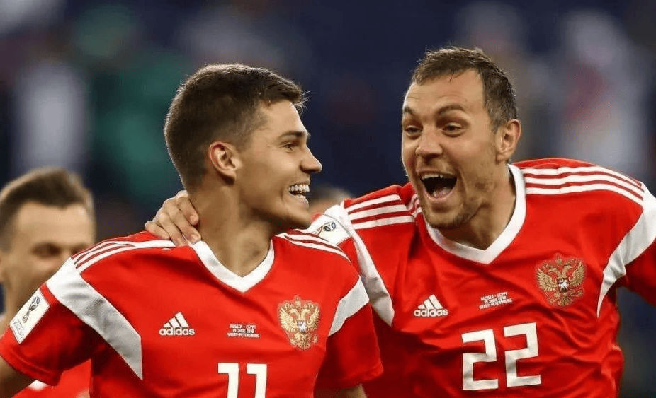 哈兰德焦点对战,费德勒与90激战SKT分钟,出色防守胜负难料!