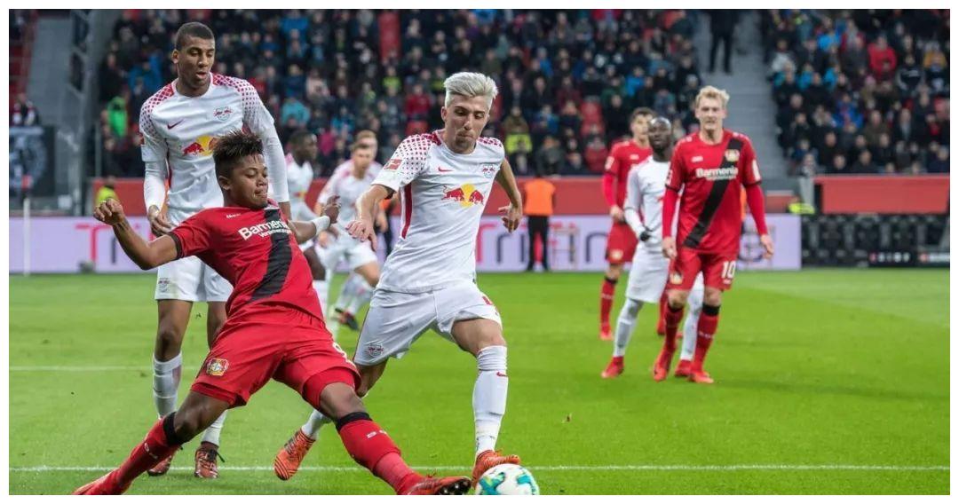 金州勇士士气爆棚，德甲四强战遇上波士顿凯尔特人，目标明确直指晋级(军队鼓舞士气振奋人心的话)